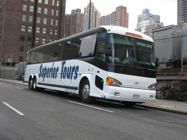 1599058058830619.jpg 深圳大巴包車