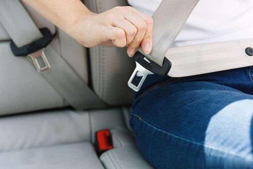 大巴包車:用戶乘坐大巴時(shí)如何保障自身安全?